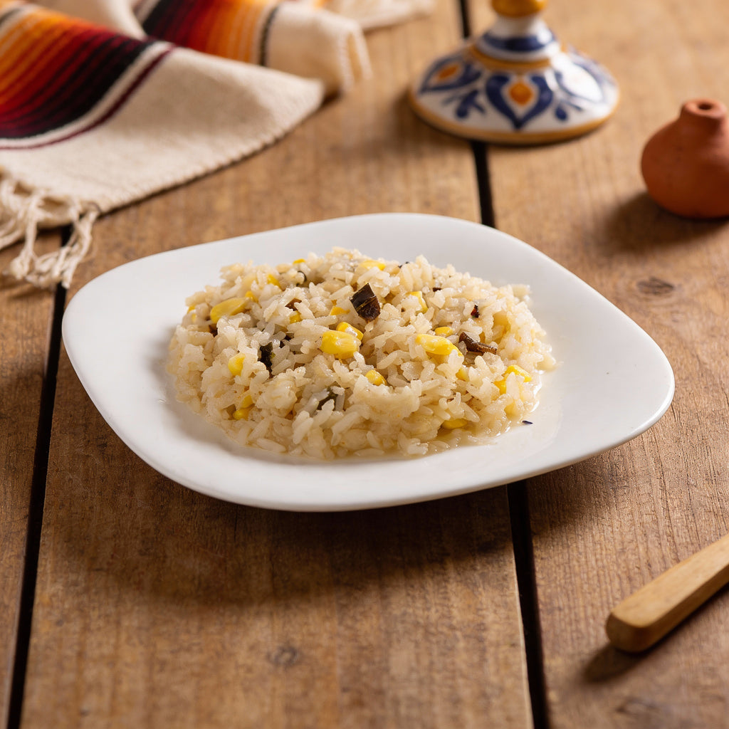 ARROZ BLANCO CON RAJAS DE POBLANO Y GRANOS DE ELOTE